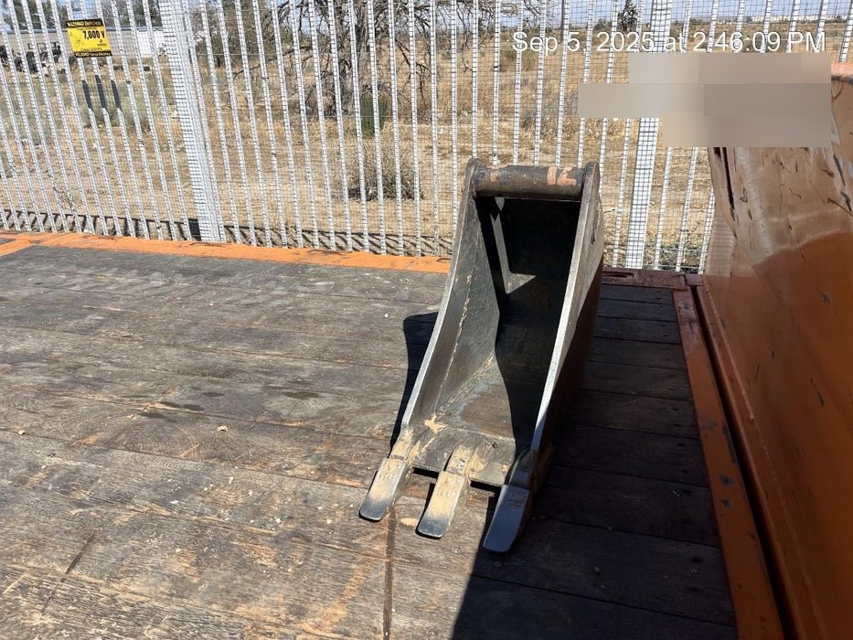 2024 STEEL UNLIMITED 12" Bucket, Mini Excavator. Steel Unlimited