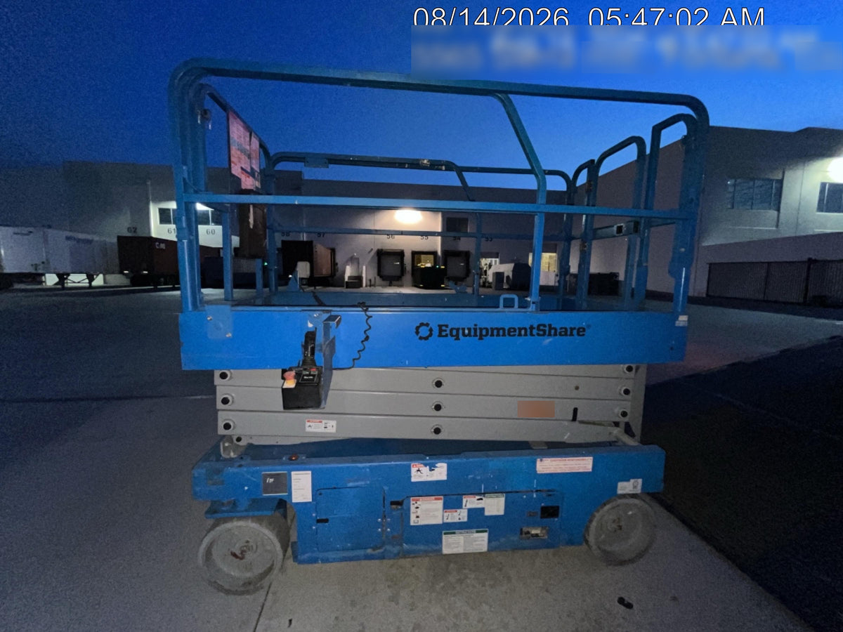 2019 Genie GS-2646 folding rails with full height swing gate