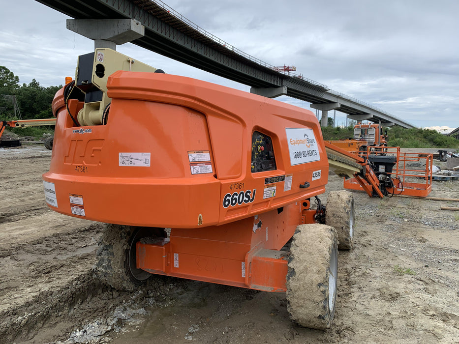 2019 JLG 660SJ