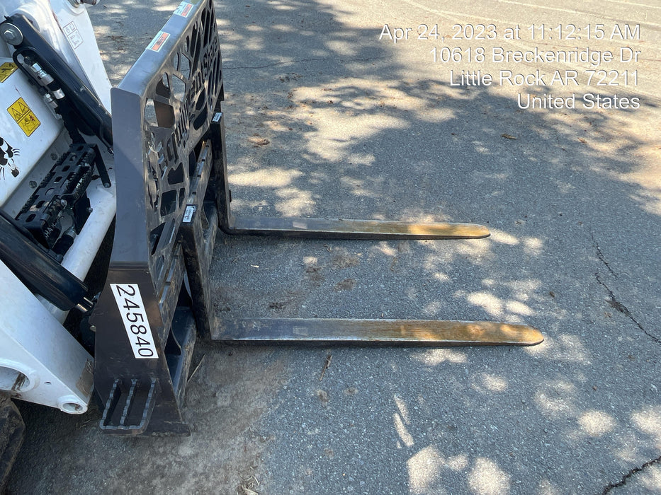 2022 PALADIN 48" Pallet Forks - Paladin