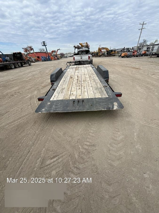 2019 LOADTRAIL Tilt-Deck Rental Trailer
