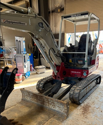 2021 TAKEUCHI TB235-2R