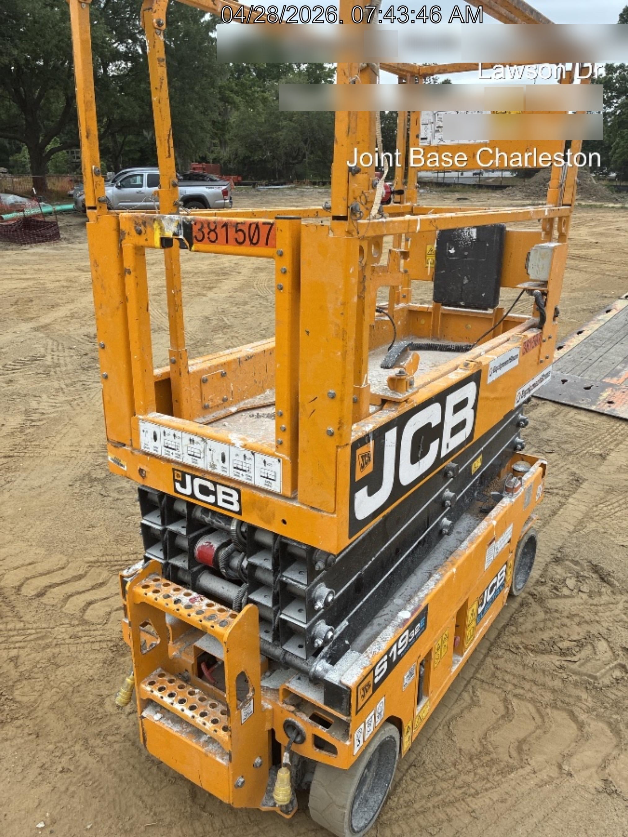2024 JCB S1932E