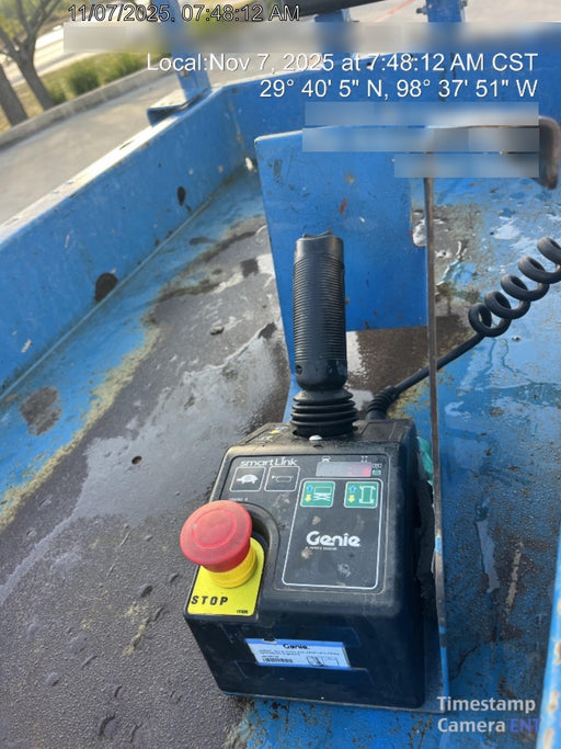 2019 Genie GS-2632 Folding rails with half height swing gate