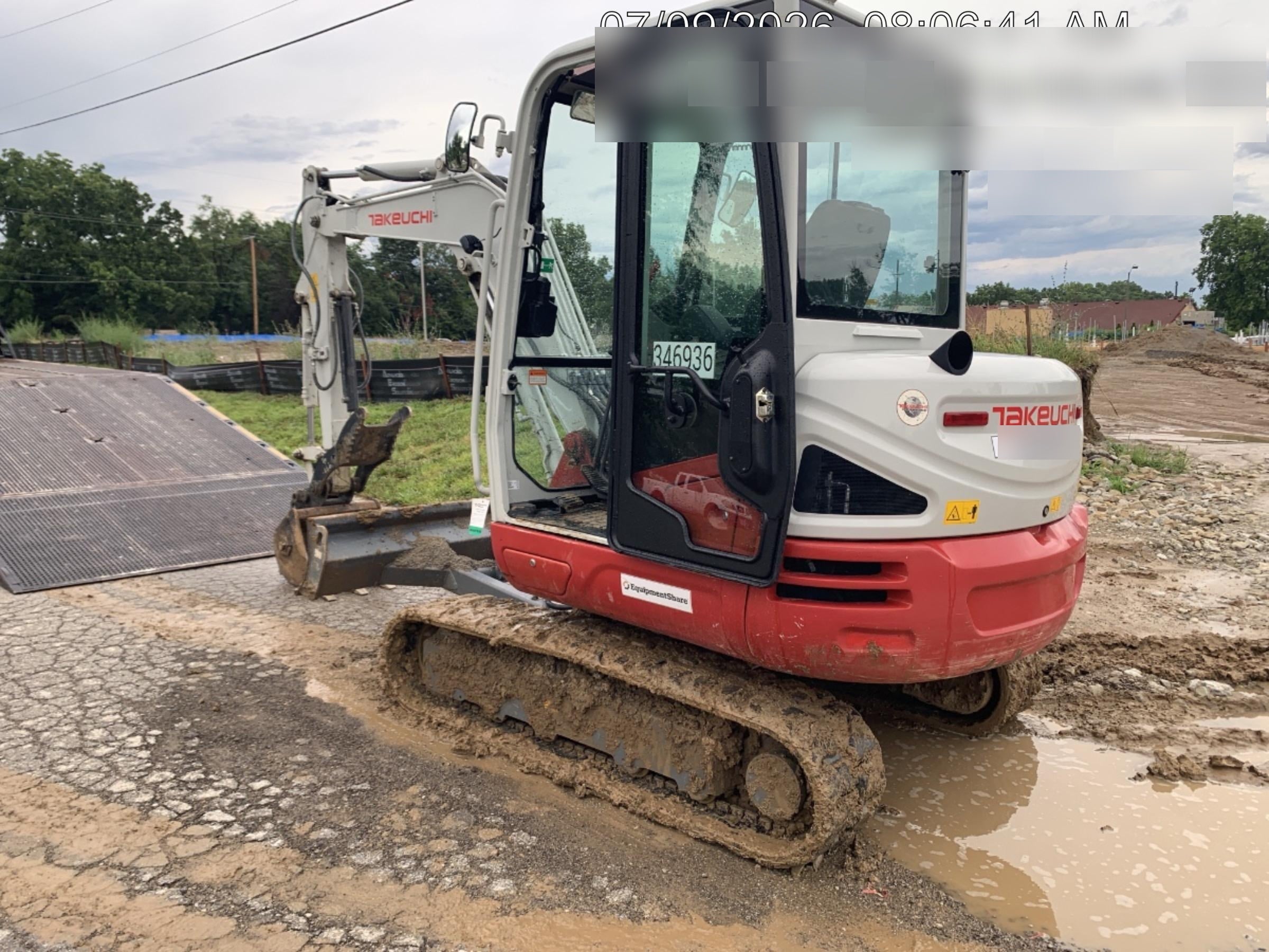 2023 TAKEUCHI TB240-CR