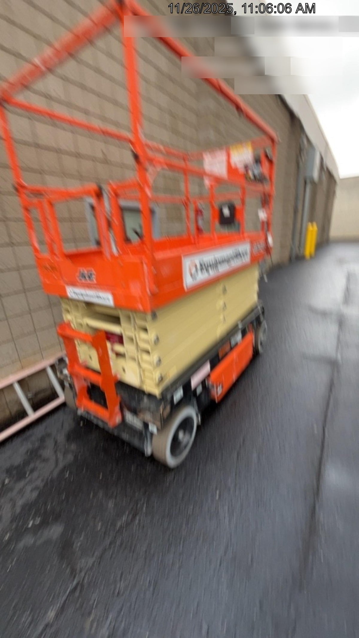 2021 JLG R3246