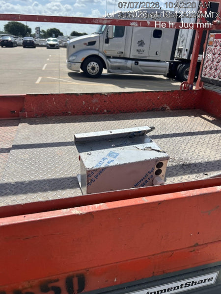 2015 Skyjack SJIII-4632 Skyjack SJIII-4632 32' Scissor Lift