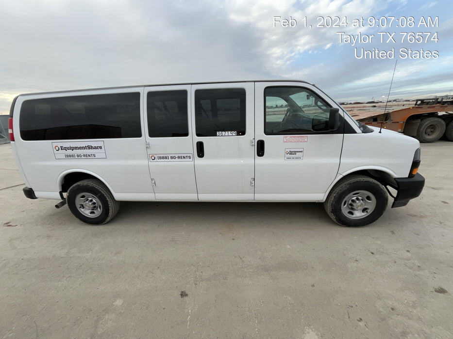 2023 CHEVROLET Express Van - Rental