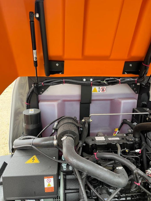2025 Generac MLT6SMDS Diesel, Mitsubishi / Final Tier 4 Engine, 10.5 HP @ 1800 RPM, (4) 320W G4 LED's, Brushless Excitation, Capacitor Regulated, Vertical Mast, Manual Winch, 5kW Export Power, Power Zone Auto Light Controller