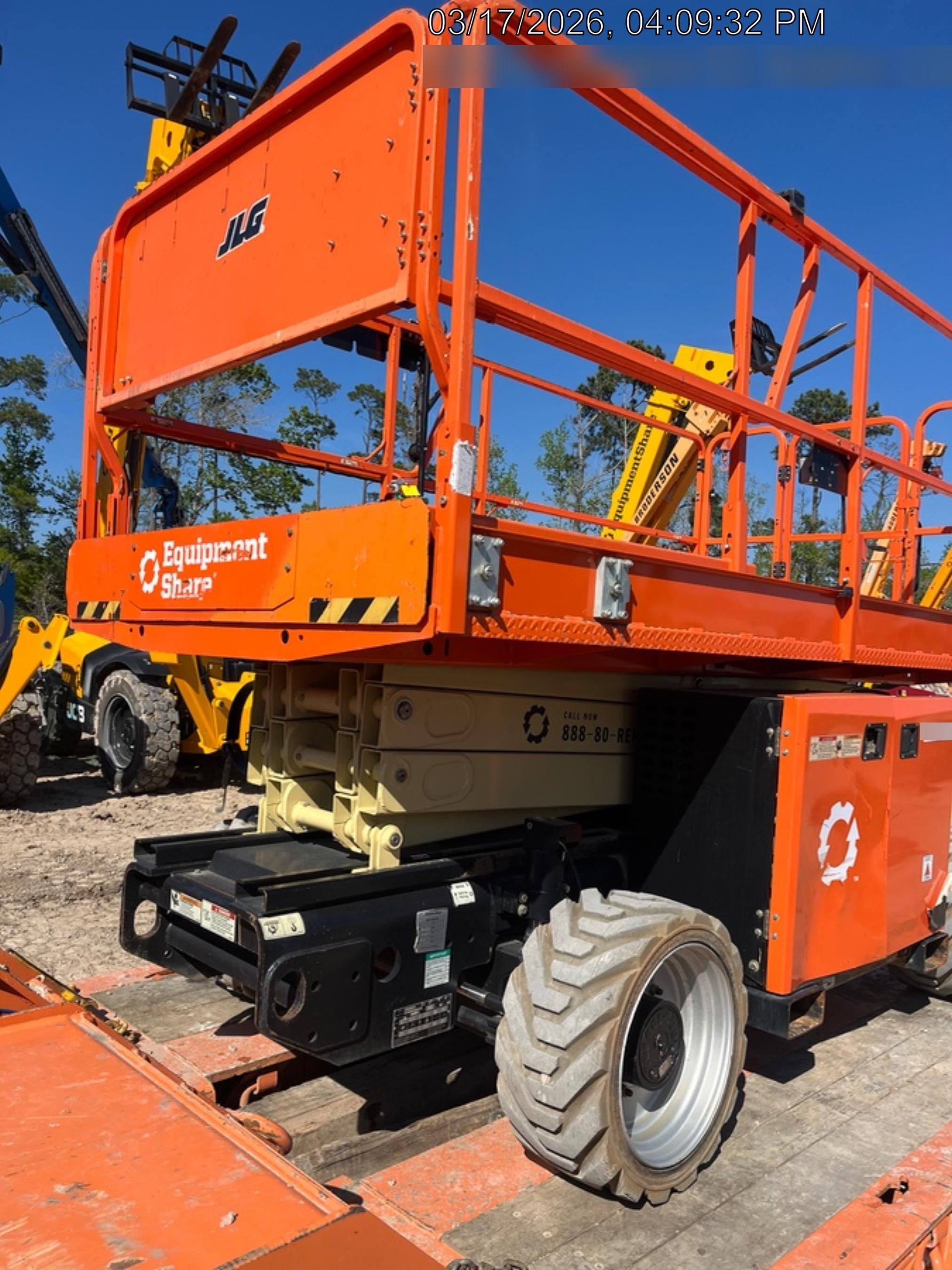 2022 JLG RT2669