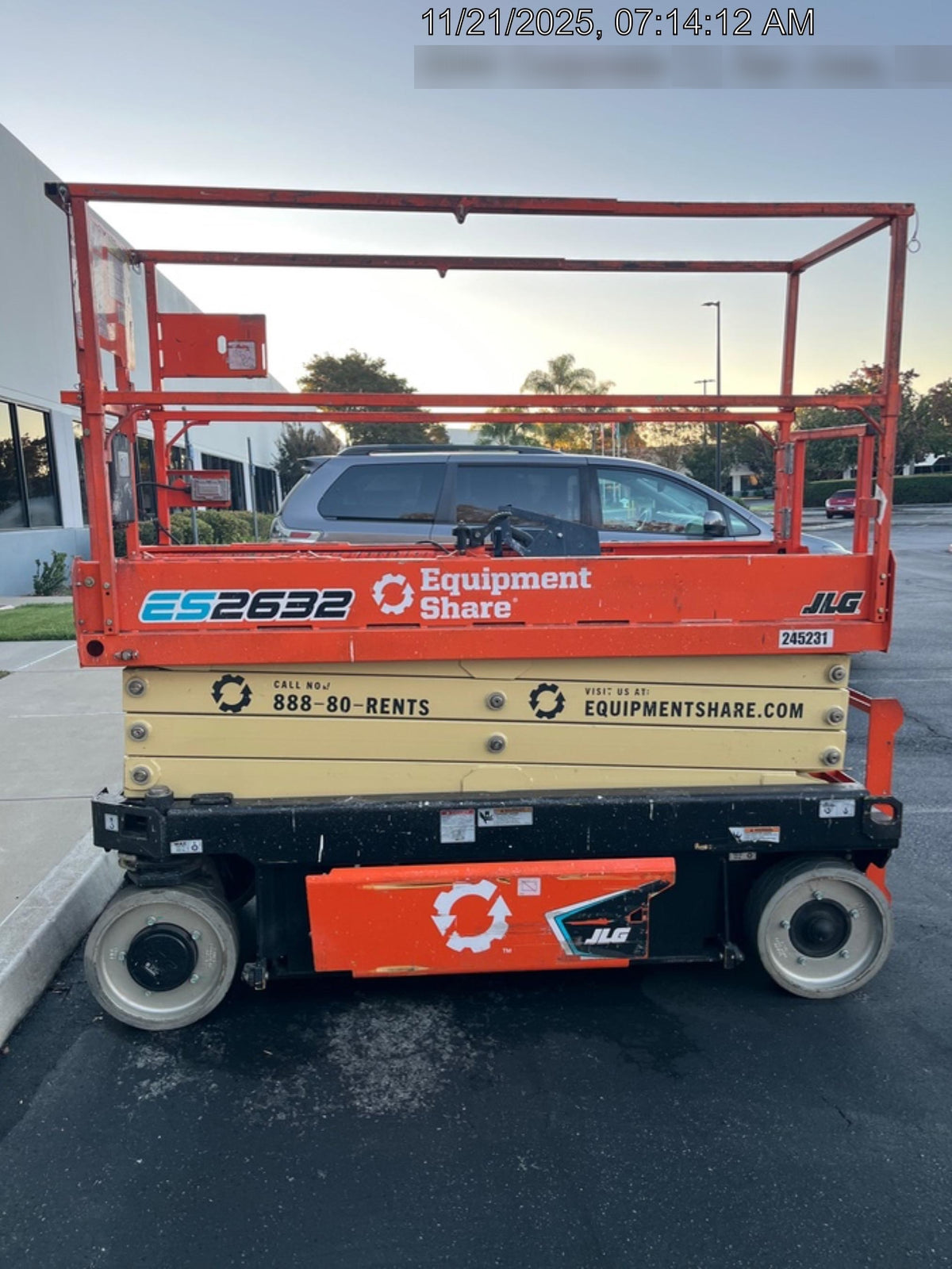 2022 JLG ES2632