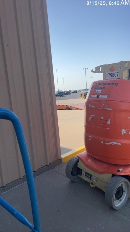 2021 JLG 26E