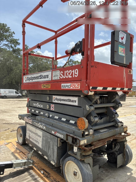 2021 SKYJACK SJ3219