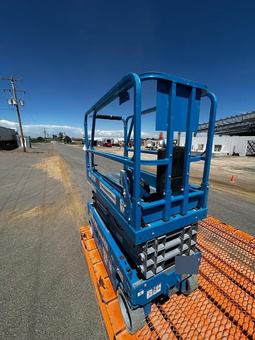 2020 Genie GS-1930 Fixed rails with chain entry gate - Pre A92.20