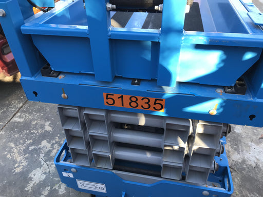 2019 Genie GS-1930 Fixed Rails with Chain Entry