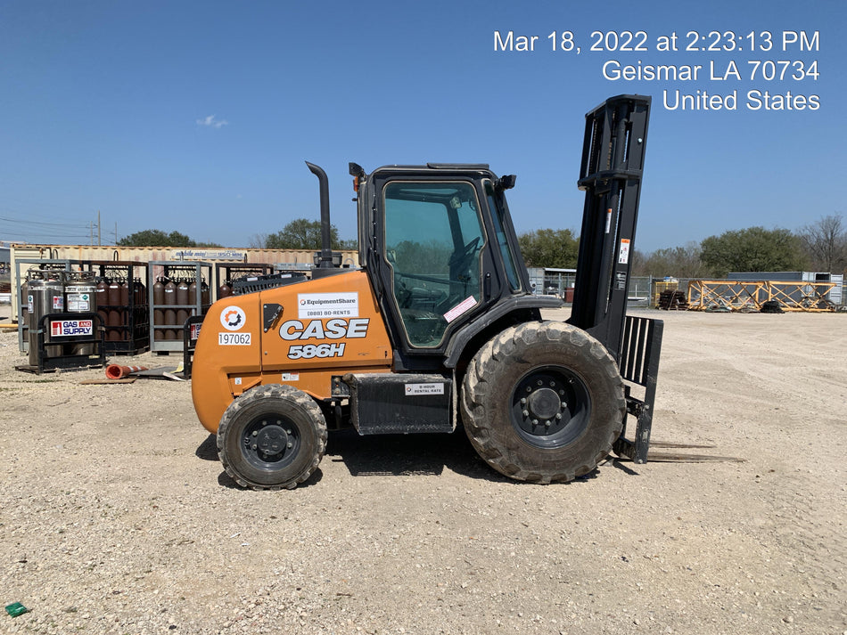 2021 CASE 586H