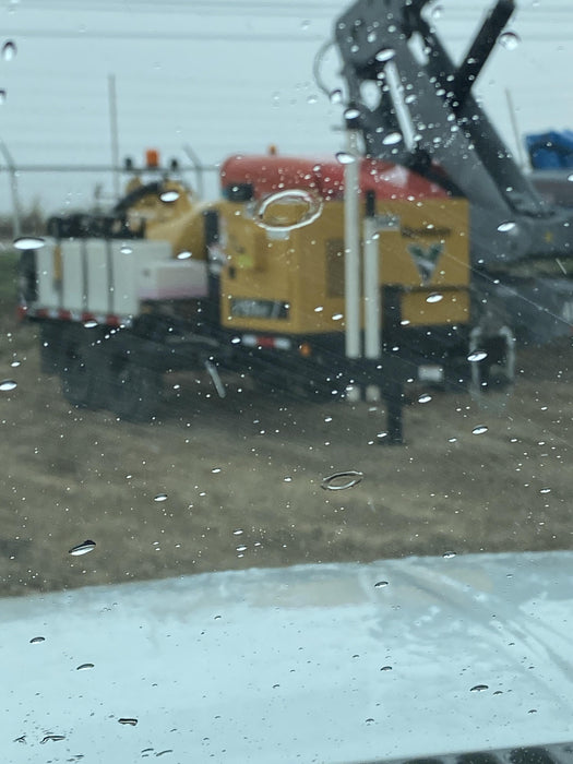 2021 VAC-TRON LP573XDT