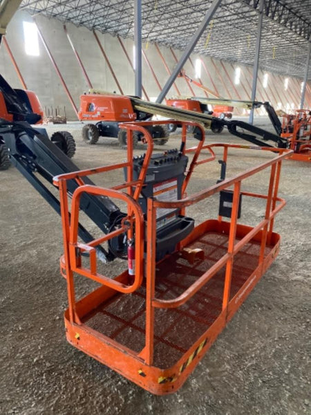 2024 JLG 660SJ