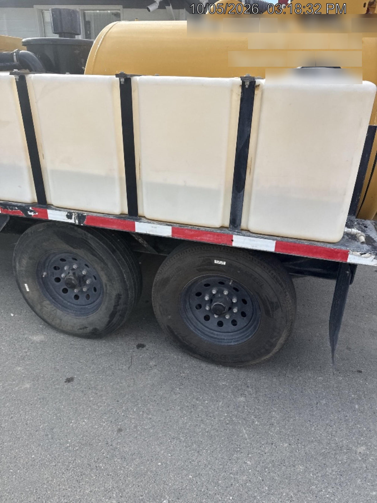 2022 Vac-Tron LP573XDT T4 Koehler Diesel Engine, 500 Gallon Debris Tank, x2 100 Gallon Water Tanks