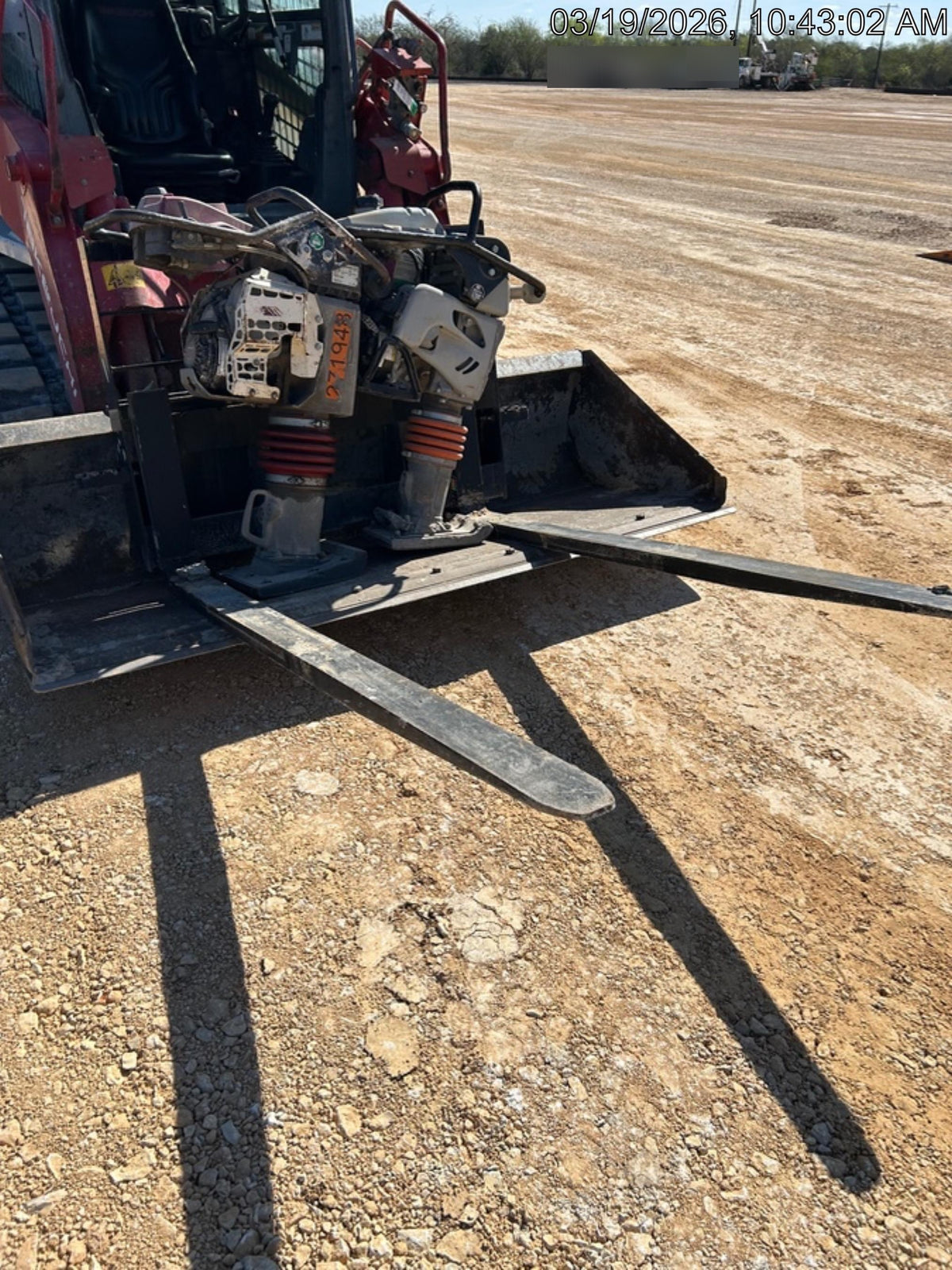 2025 ARROW MATERIAL HANDLING 24" Pallet Fork Frame