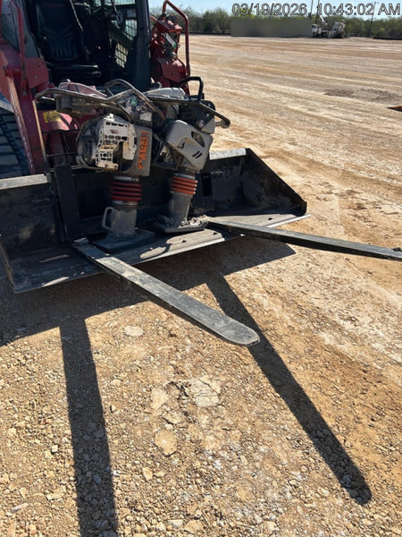2025 ARROW MATERIAL HANDLING 24" Pallet Fork Frame