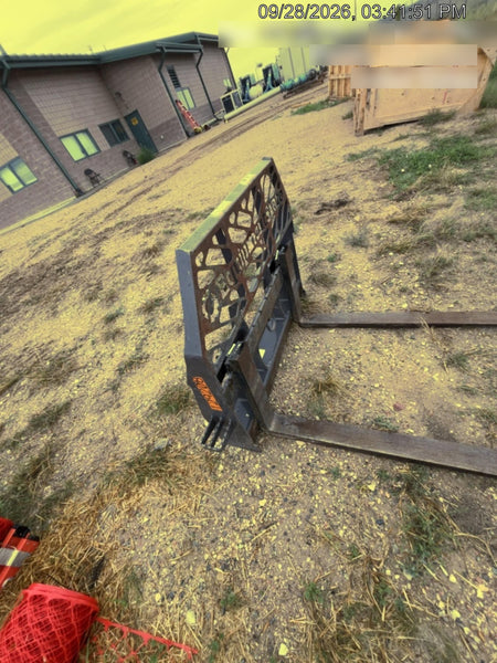 2020 PALADIN 48" Pallet Forks - Paladin