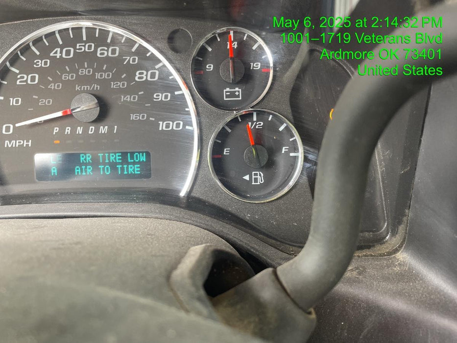 2023 CHEVROLET Express Van - Rental