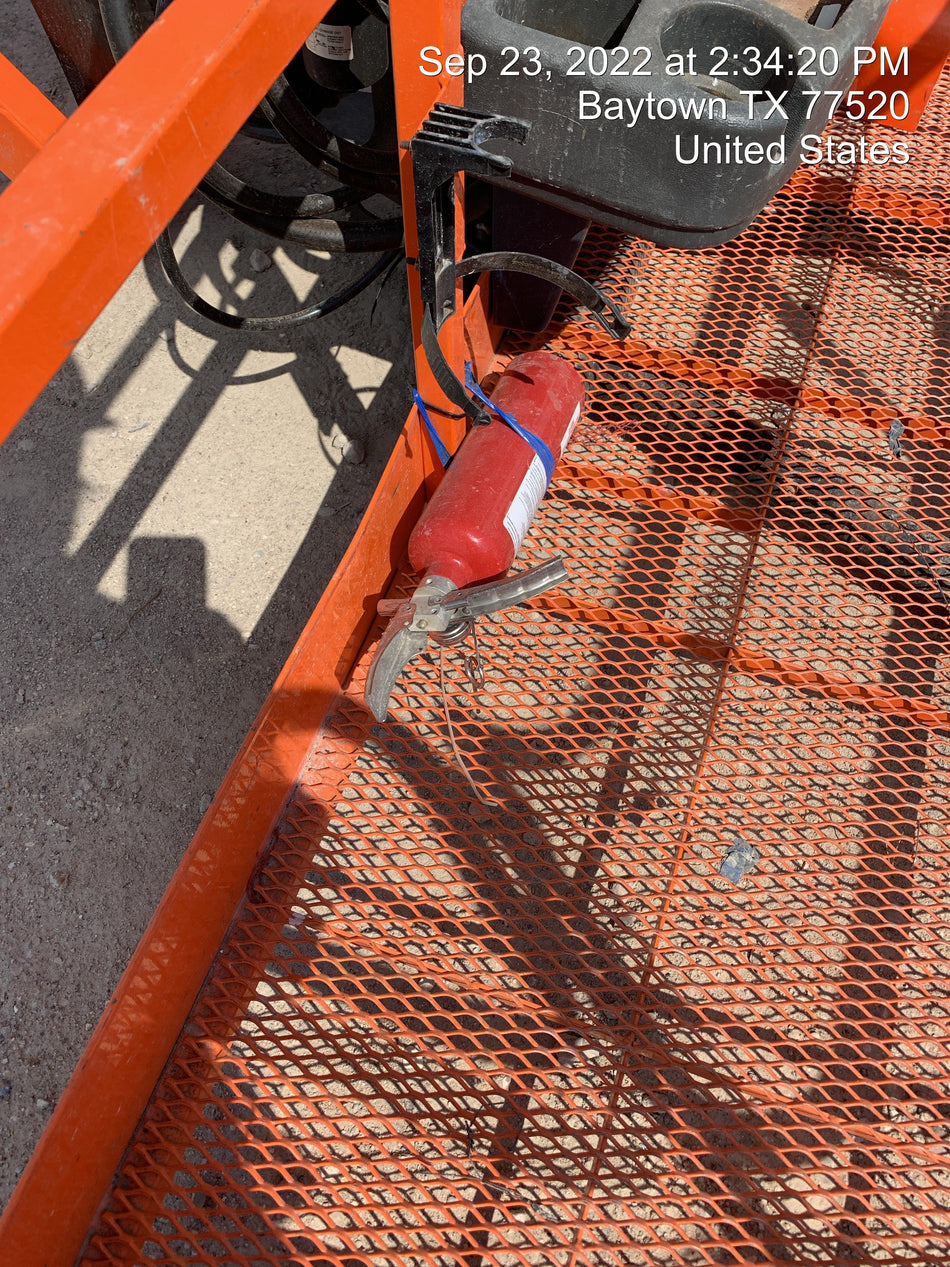 2022 JLG 660SJ