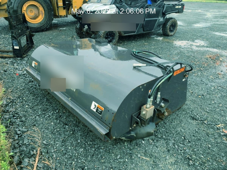 2021 PALADIN Sweepster SB72