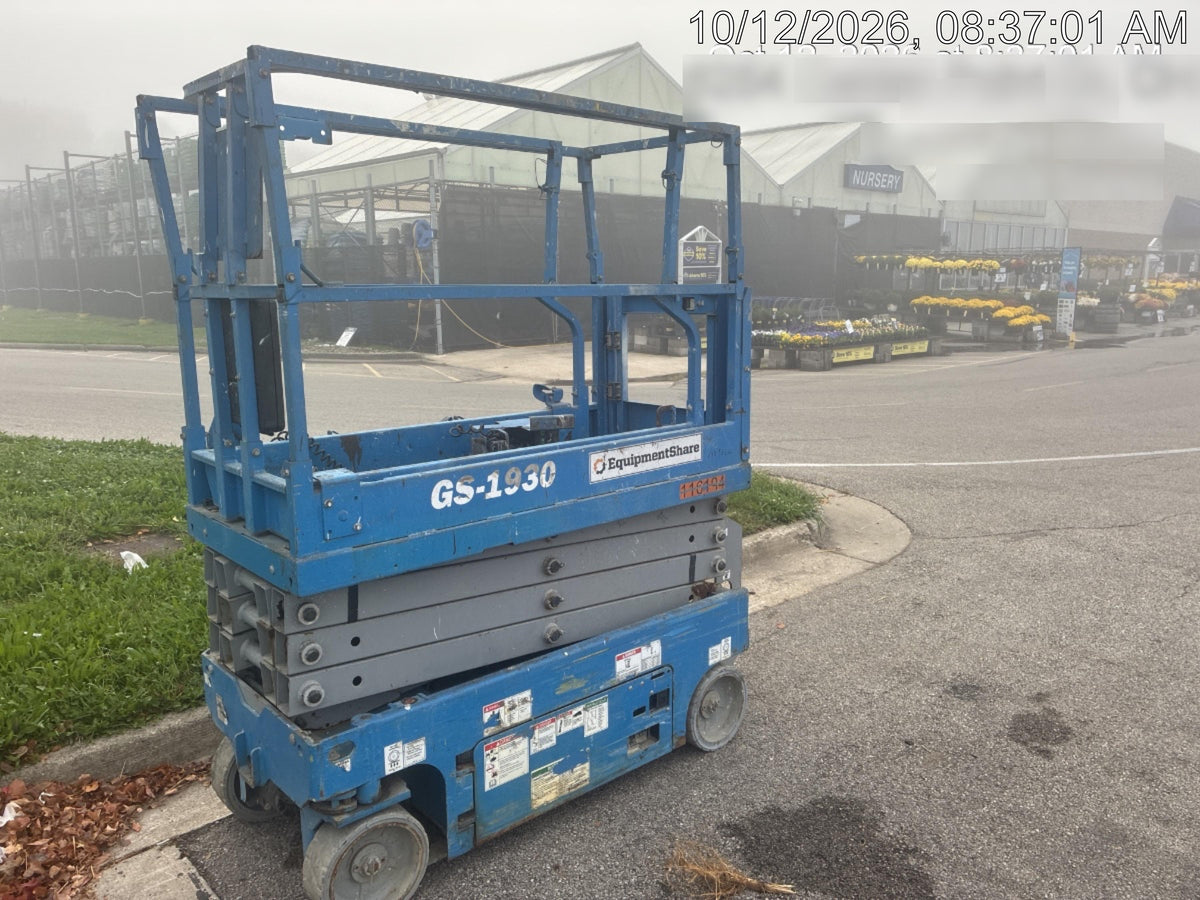 2020 Genie GS-1930 Solid Non Marking Tires, Beacon, Folding rails with half height swing gate