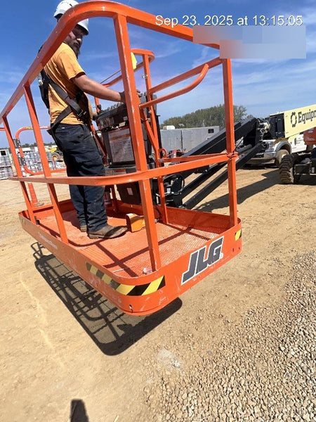 2025 JLG 660SJ