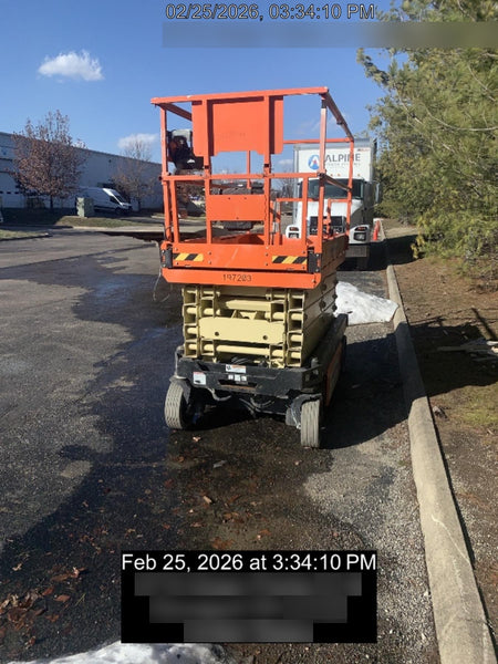 2022 JLG R3246