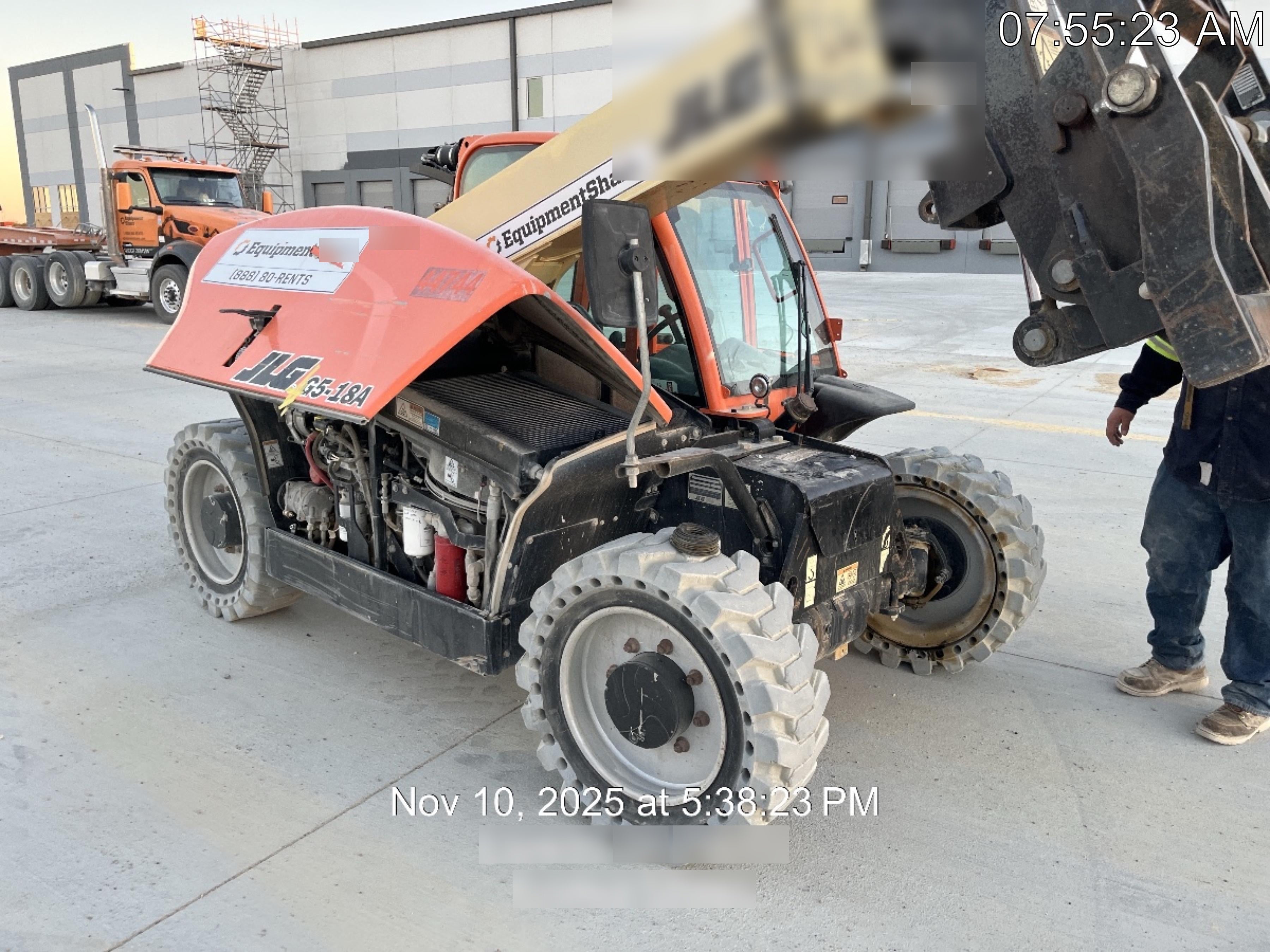 2019 JLG G5-18A Cab/Heat/Air, NM Solid Tires, Beacon w/48" Carriage, 48" Pallet Forks