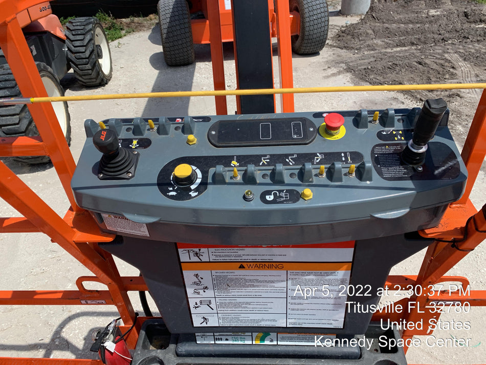 2021 JLG 660SJ
