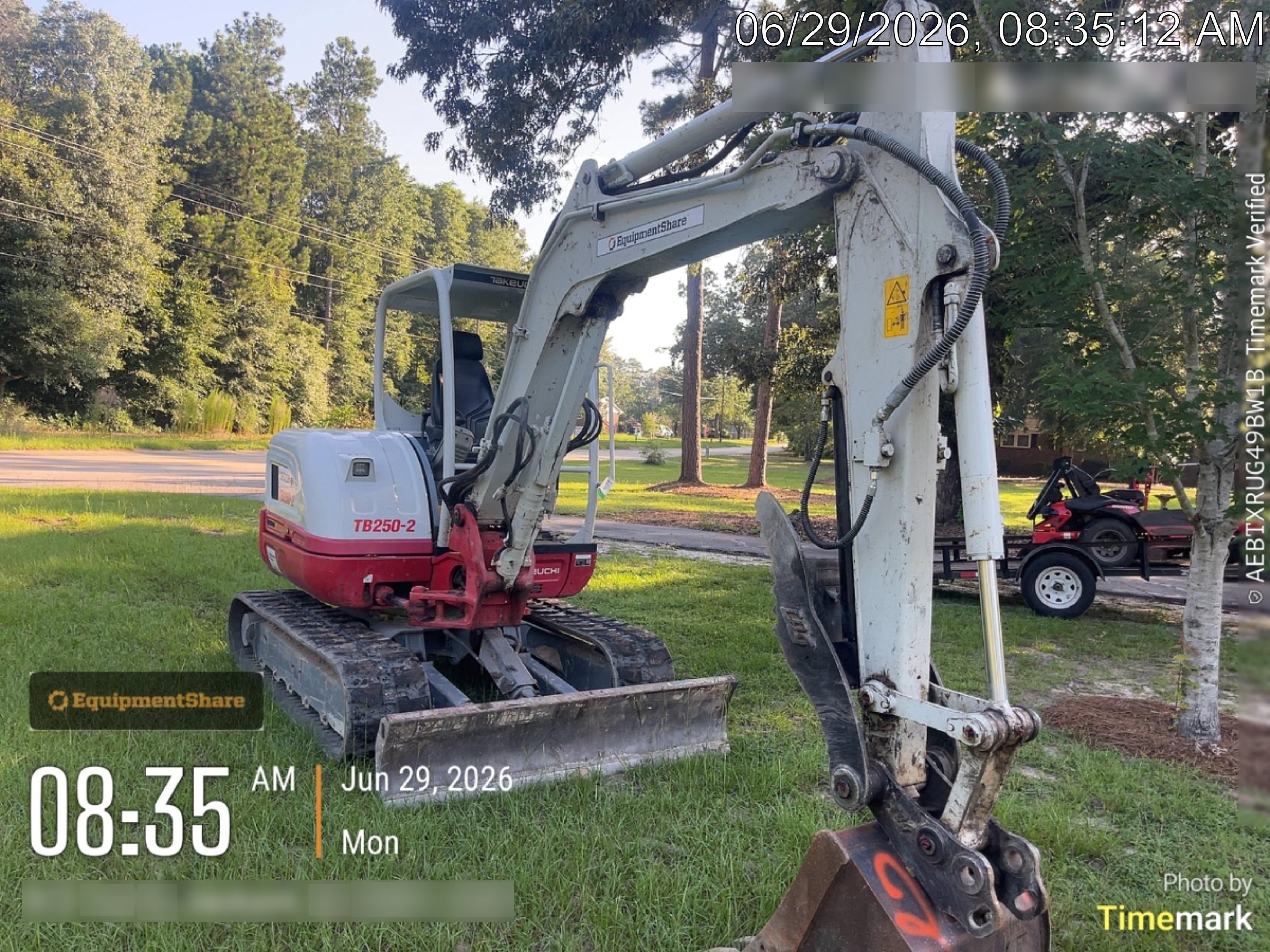 2023 TAKEUCHI TB250-2R