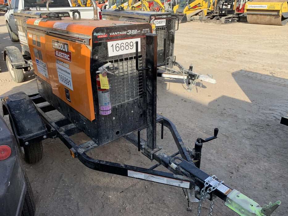 2021 Lincoln Electric Vantage 322 Vantage 322 Ready Pak 3 w/ Decals, ORANGE (includes trailer, cable rack, fender light kit) NO Telematics