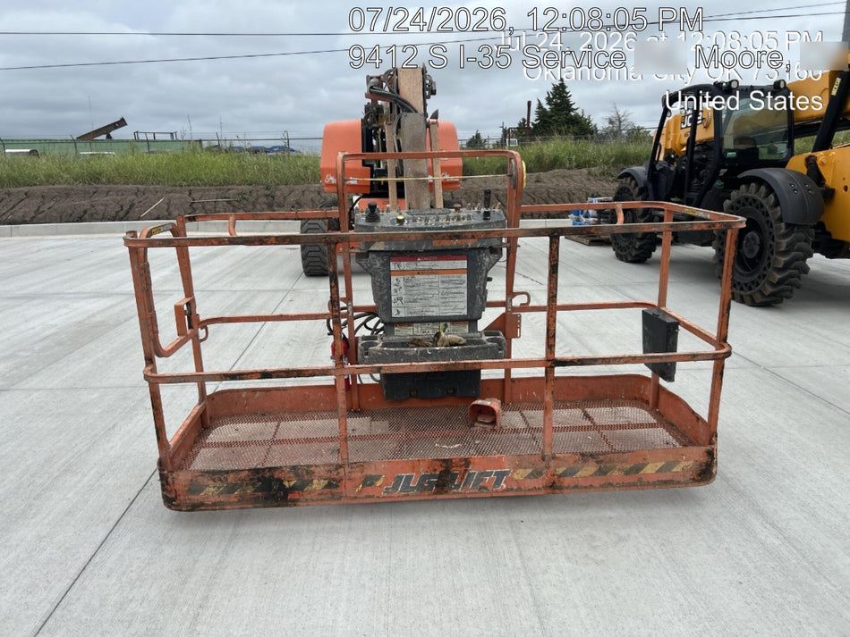 2022 JLG 660SJ