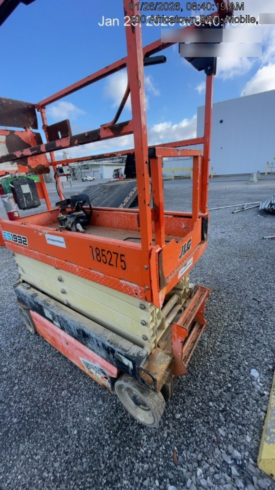 2021 JLG ES1932