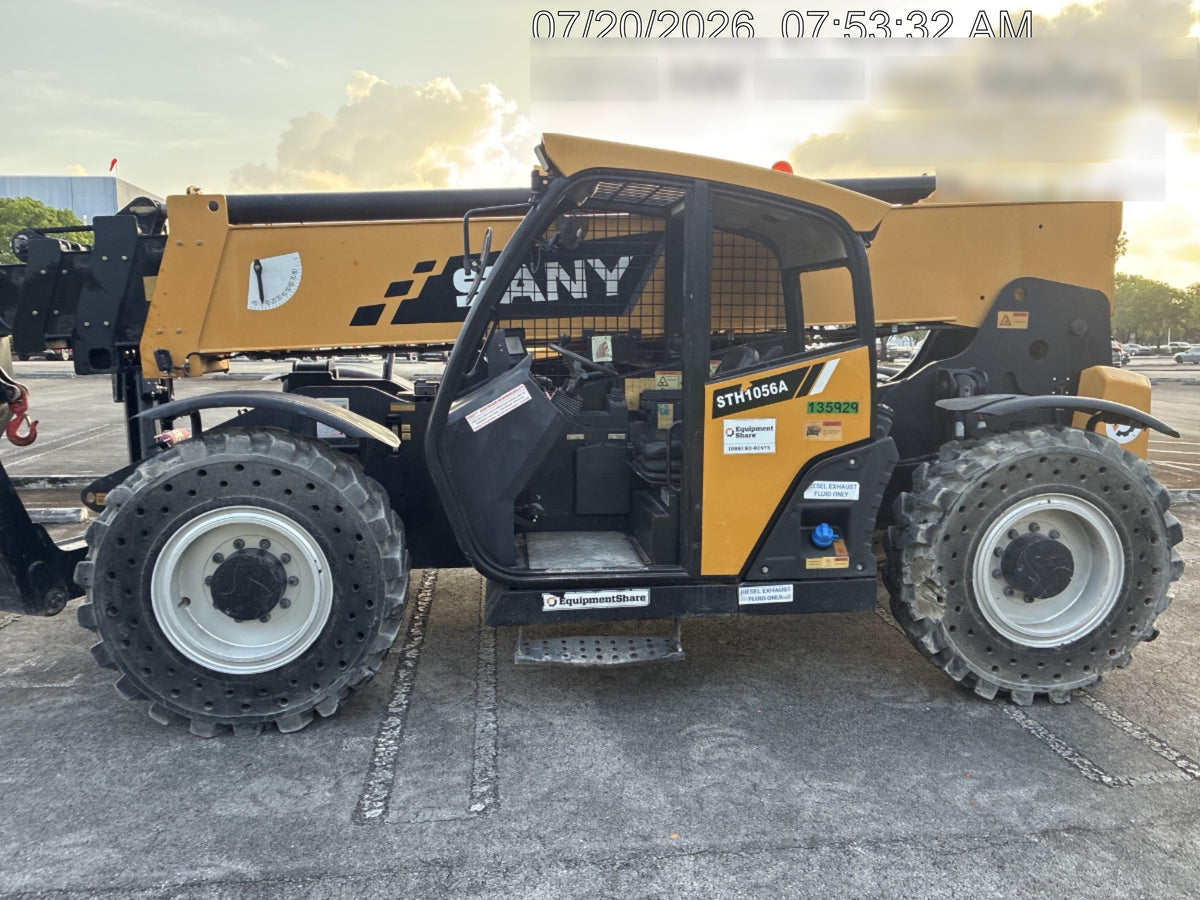 2021 SANY STH1056
