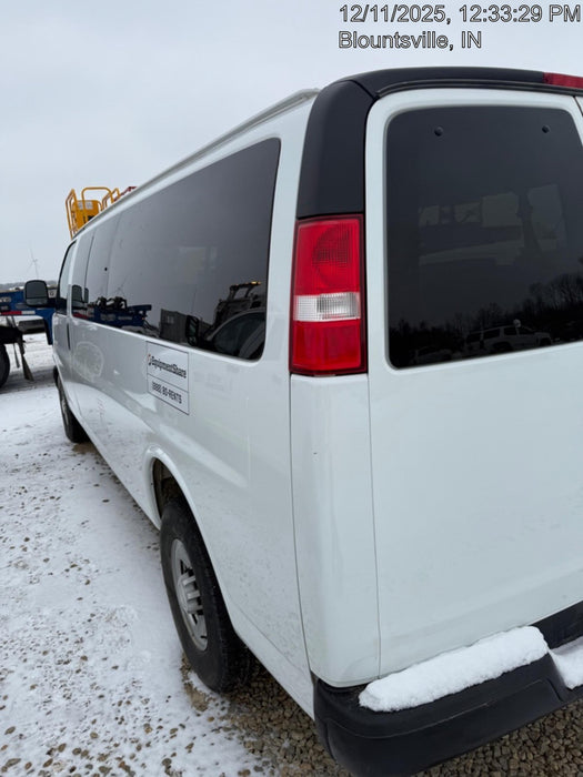 2023 CHEVROLET Express Van - Rental