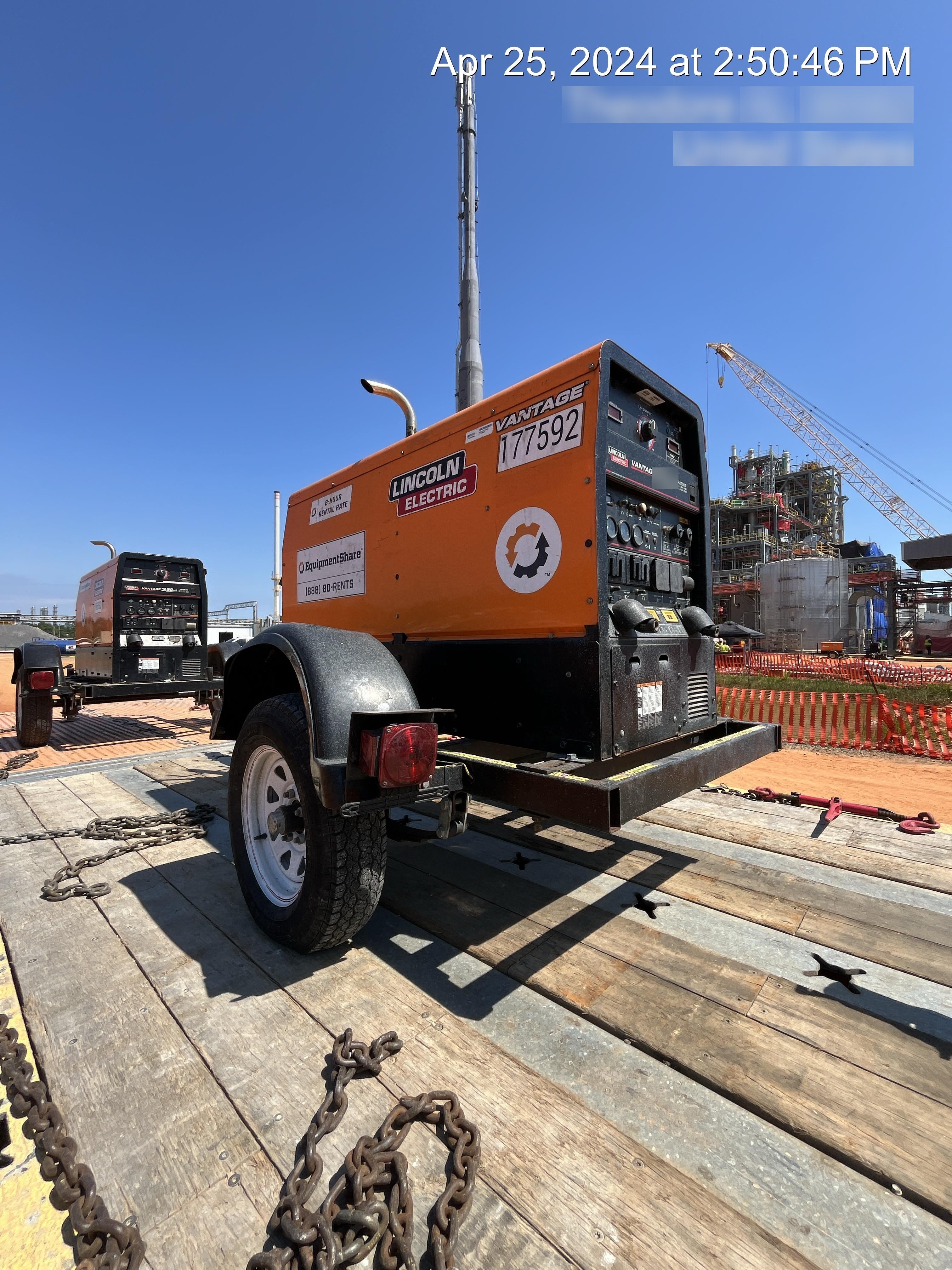 2021 Lincoln Electric Vantage 322 Vantage 322 Ready Pak 3 w/ Decals, ORANGE (includes trailer, cable rack, fender light kit) NO Telematics