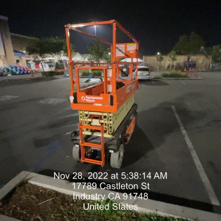 2022 JLG ES2632