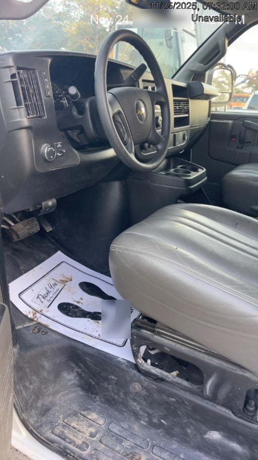 2025 CHEVROLET Express Van - Rental