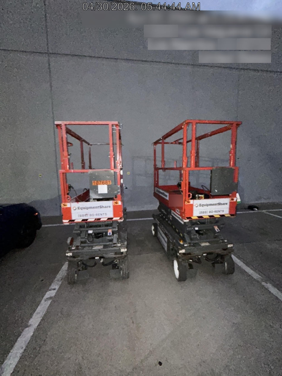 2020 Skyjack SJIII-3219 Solid NM Tires, Half height spring hinged entry gate, Dual Beacons, 800W Inverter