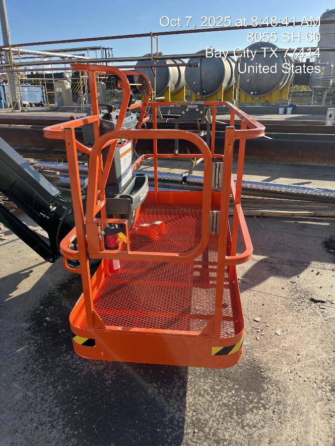 2025 JLG 660SJ