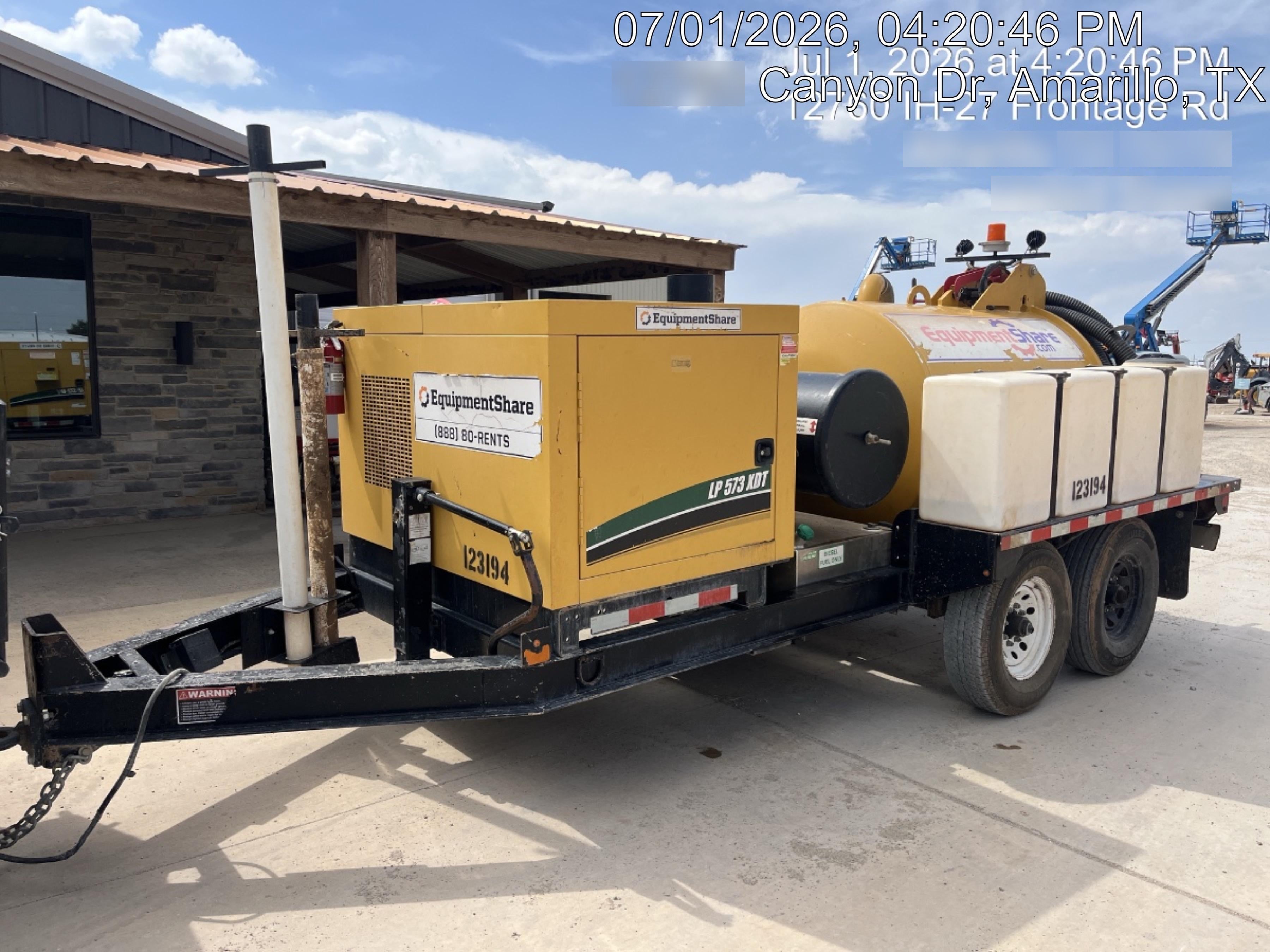 2021 VAC-TRON LP573XDT