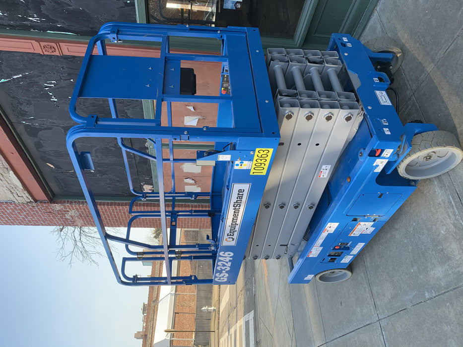 2020 Genie GS-3246 Standard, Folding full height swing gate