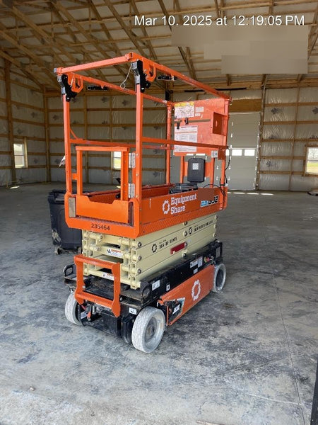 2022 JLG ES1932