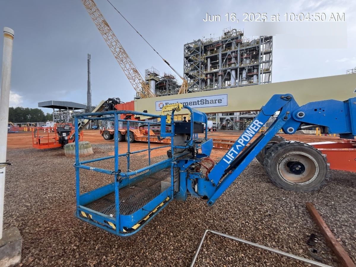 2021 GENIE S-85 XC
