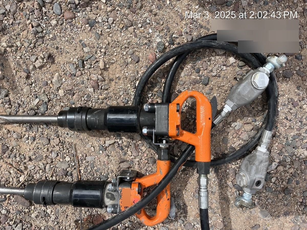 2022 MICHIGAN PNEUMATIC ES-CH3R-TRACKER